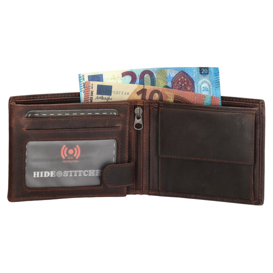 Geldbörse Querformat 9x11,5cm in Braun mit Riegel innen aus Leder - leder-accessoires.com
