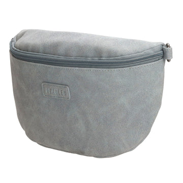 Bodybag 25 x 17cm in marmorierter Optik Hellblau - leder-accessoires.com