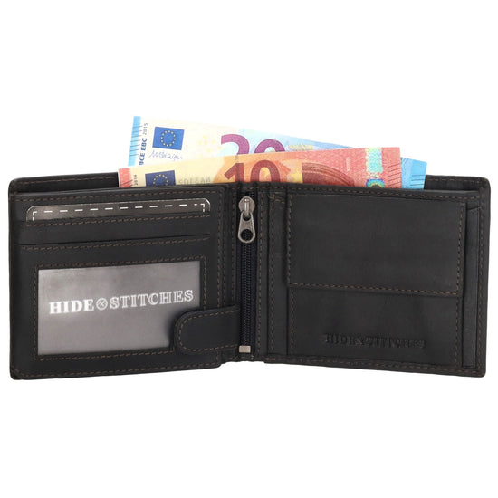 Geldbörse Querformat 8,5x10cm in Schwarz mit Riegel innen aus Leder - leder-accessoires.com