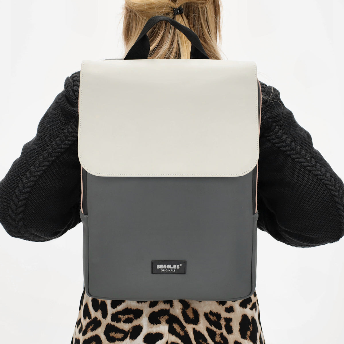 Rucksack 38x28x12 in Grau|Anthrazit Multi mit Überschlag - leder-accessoires.com