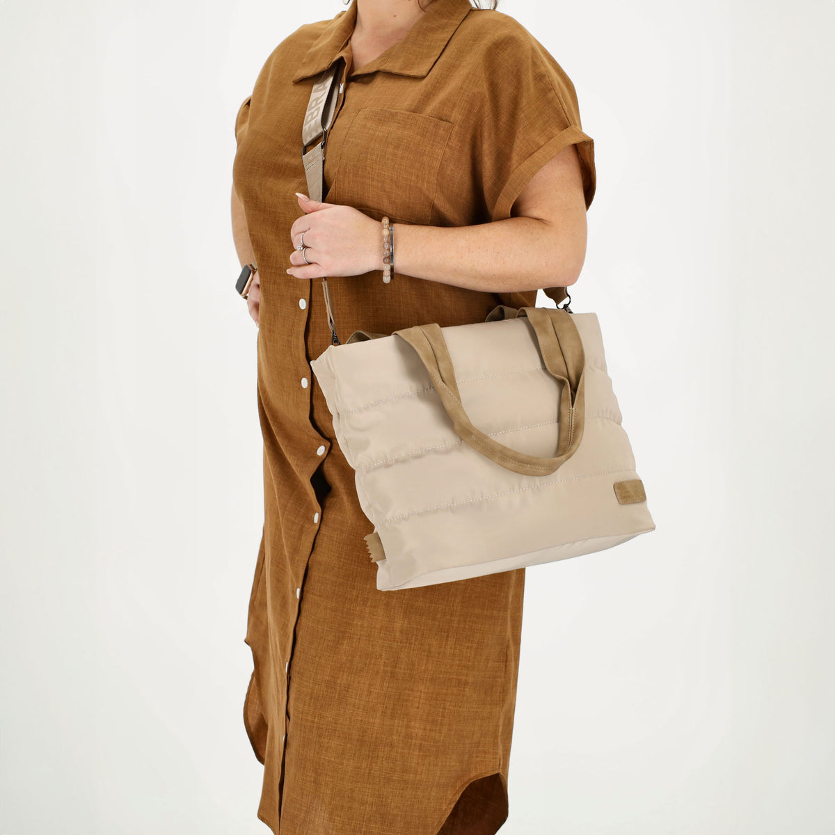 Shopper gesteppt 42x30cm in Beige aus Kunstleder - leder-accessoires.com