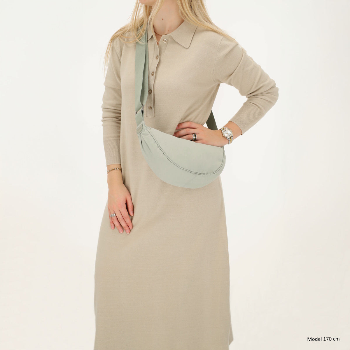 Mint Bodybag 39x18 cm – Gepolsterte Trendtasche - leder-accessoires.com