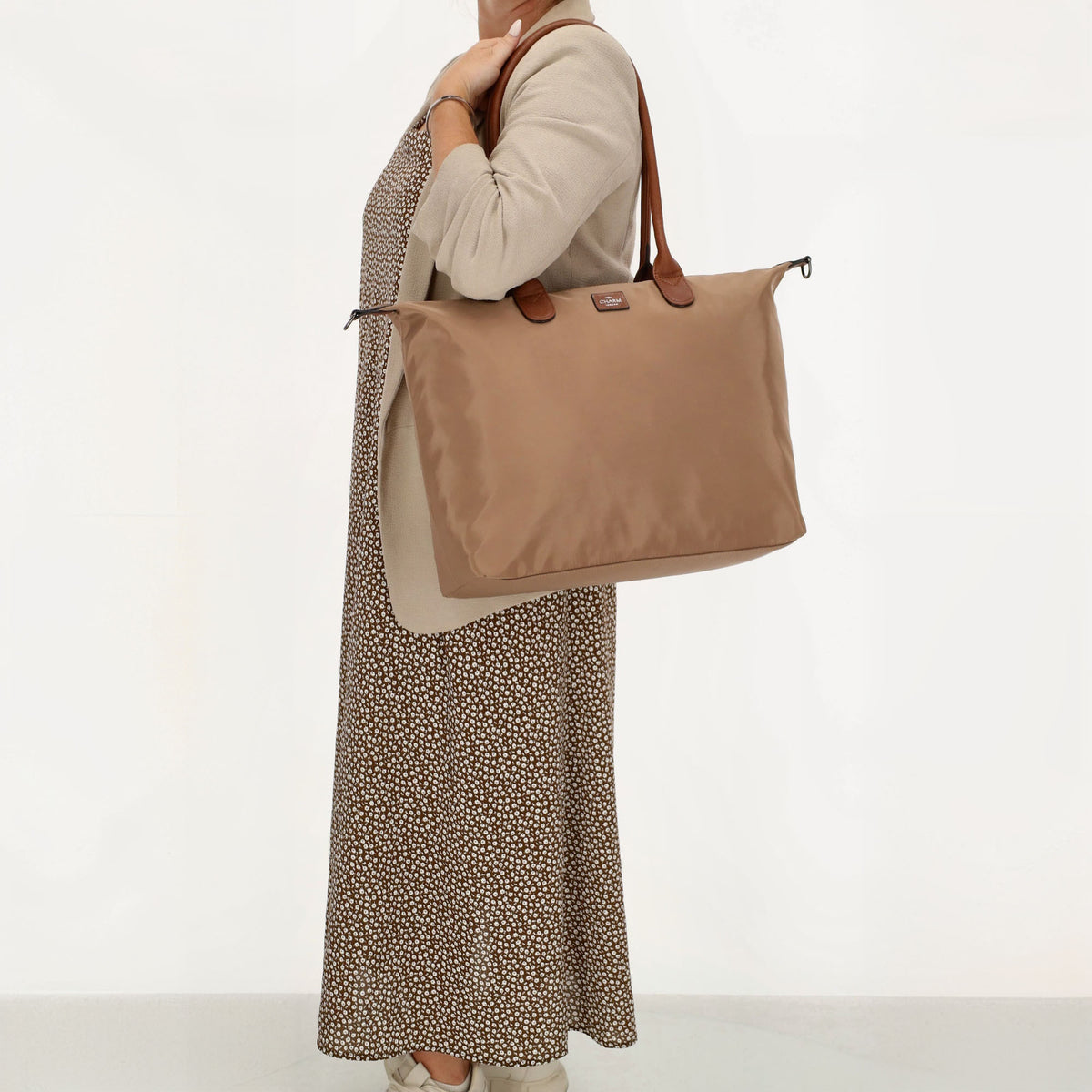 Shopper 51x33cm Taupe aus Nylon|Polyester - leder-accessoires.com