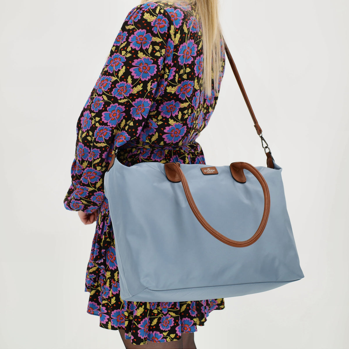 Shopper 51x33cm Hellblau aus Nylon|Polyester - leder-accessoires.com