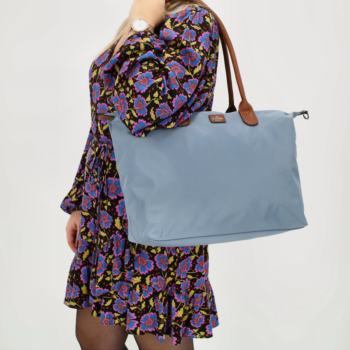 Shopper 51x33cm Hellblau aus Nylon|Polyester - leder-accessoires.com