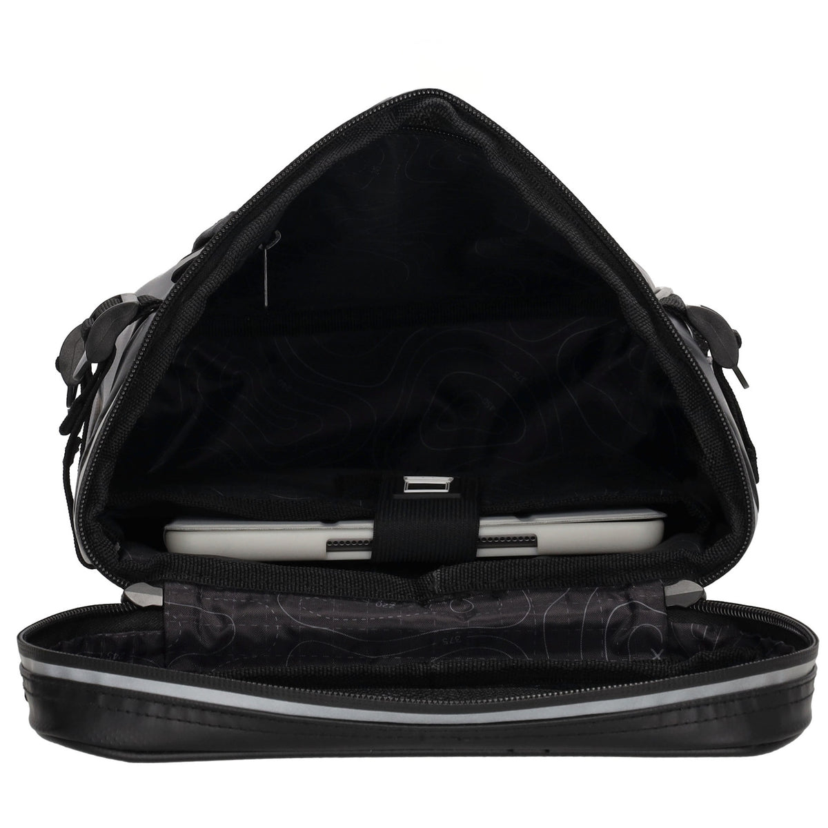 Rucksack 23,5x35cm mit Deckelöffnung in Schwarz aus Nylon - leder-accessoires.com