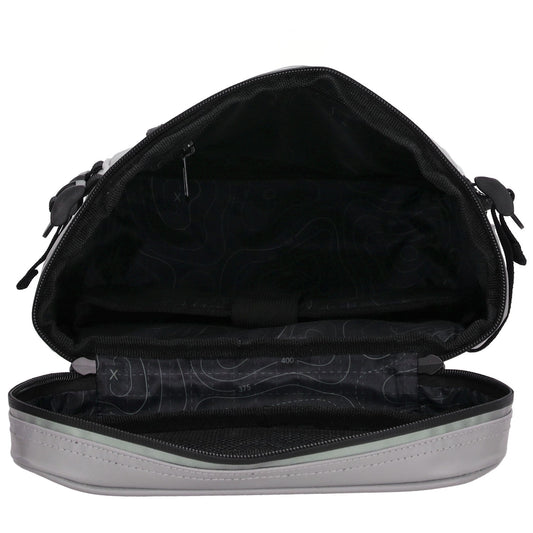 Rucksack 23,5x35cm mit Deckelöffnung in Hellgrau aus Nylon - leder-accessoires.com