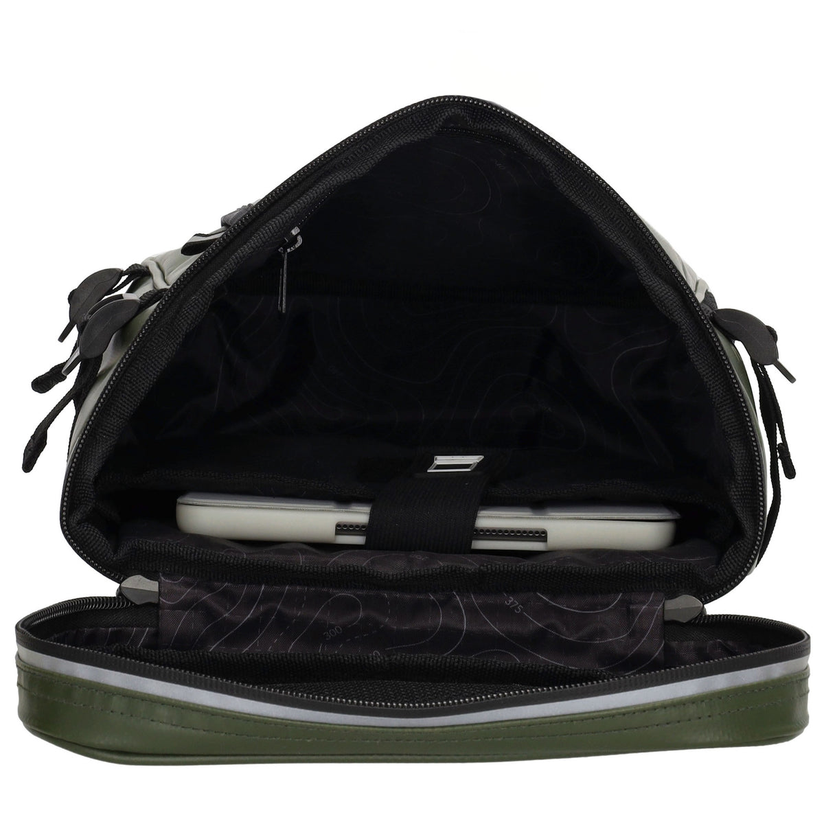 Rucksack 23,5x35cm mit Deckelöffnung in Oliv|Khaki aus Nylon - leder-accessoires.com