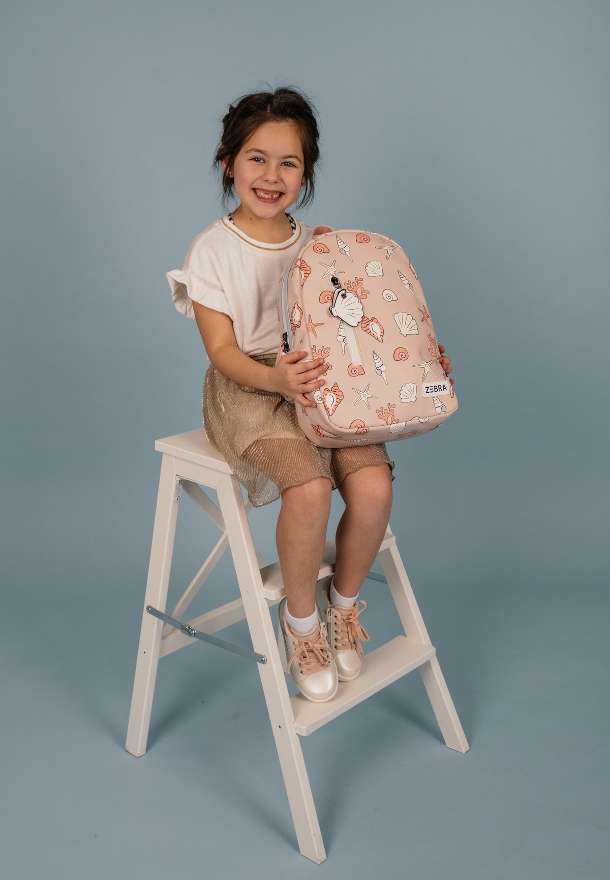Kinderrucksack 25x35cm mit Muschel-Muster in Creme - leder-accessoires.com