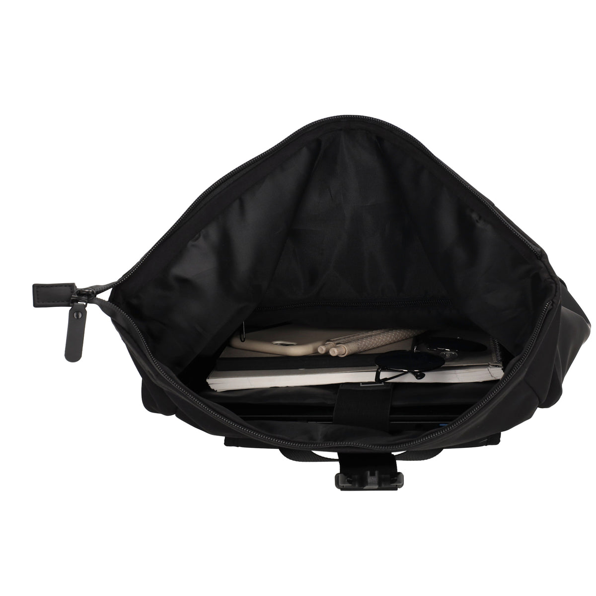 Rolltop-Rucksack 46x38cm in Schwarz mit Reißverschluss und Reißverschlussfach - leder-accessoires.com