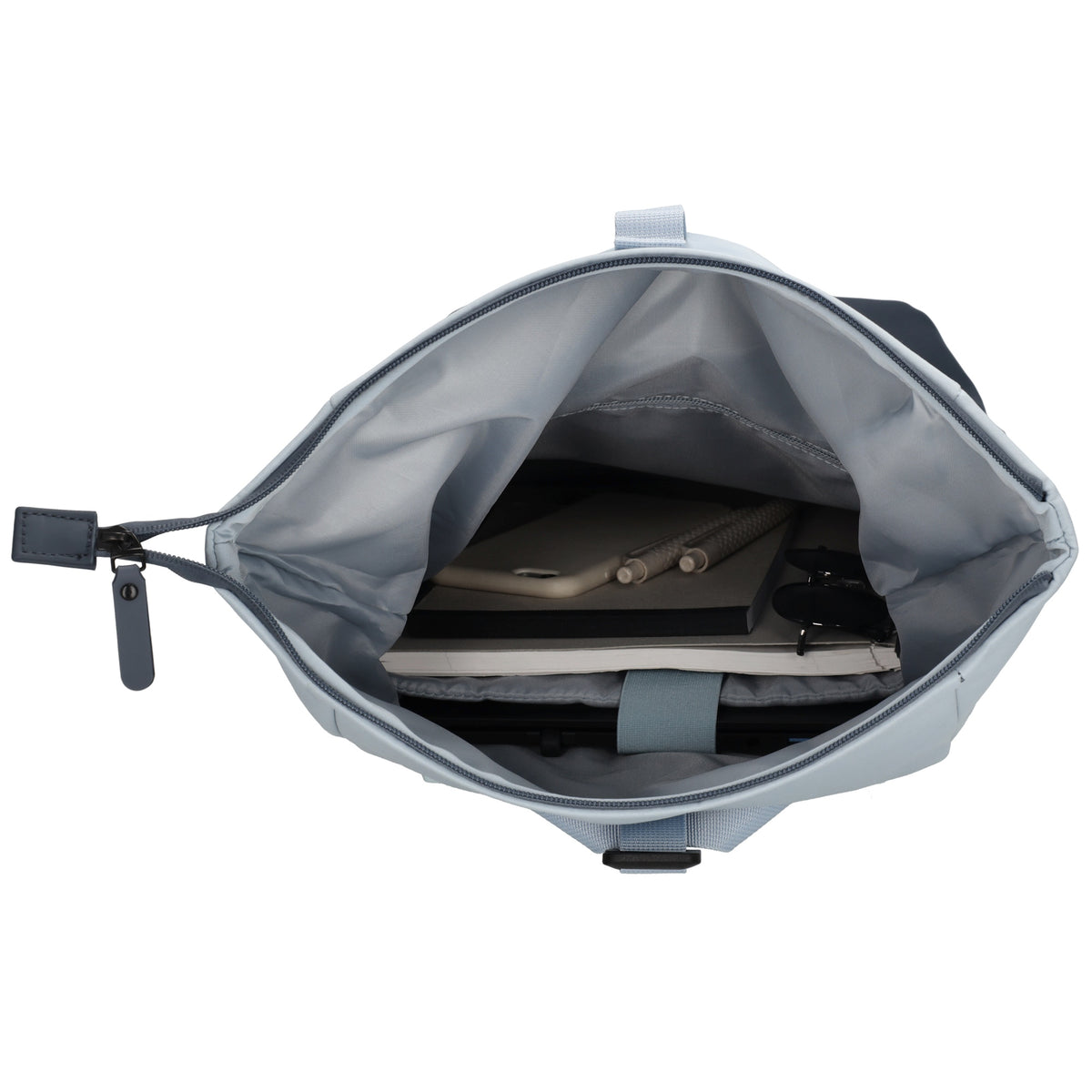 Rolltop-Rucksack 24x59cm in Hellblau mit Reißverschluss und Reißverschlussfach - leder-accessoires.com