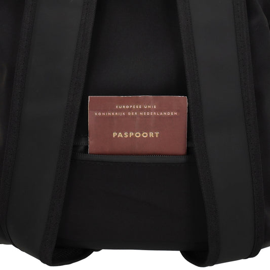 Rucksack 46x26,5x11,5cm in Schwarz mit Überschlag - leder-accessoires.com