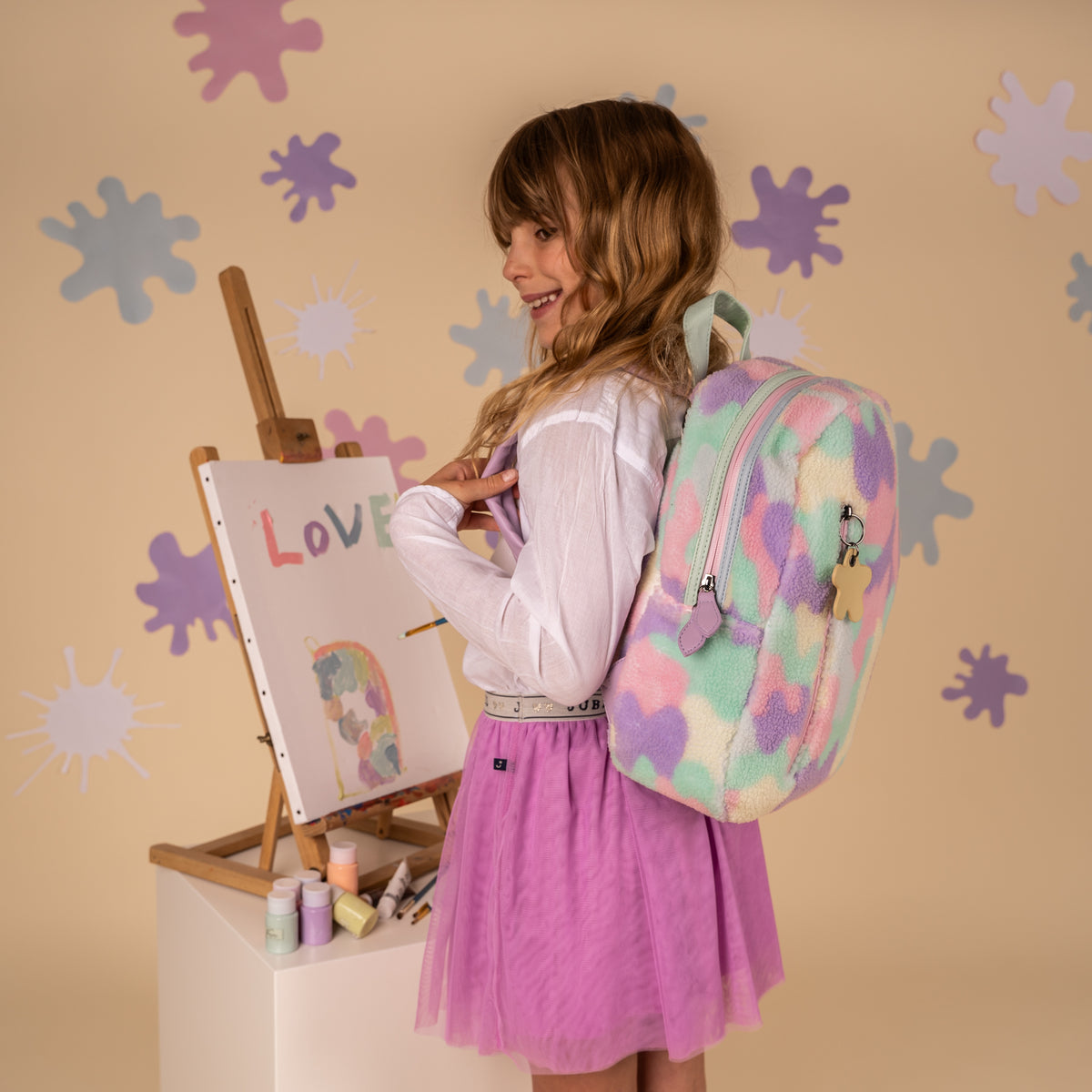 Kinderrucksack 25x35cm mit Kuhmuster-Fell in Multicolor - leder-accessoires.com