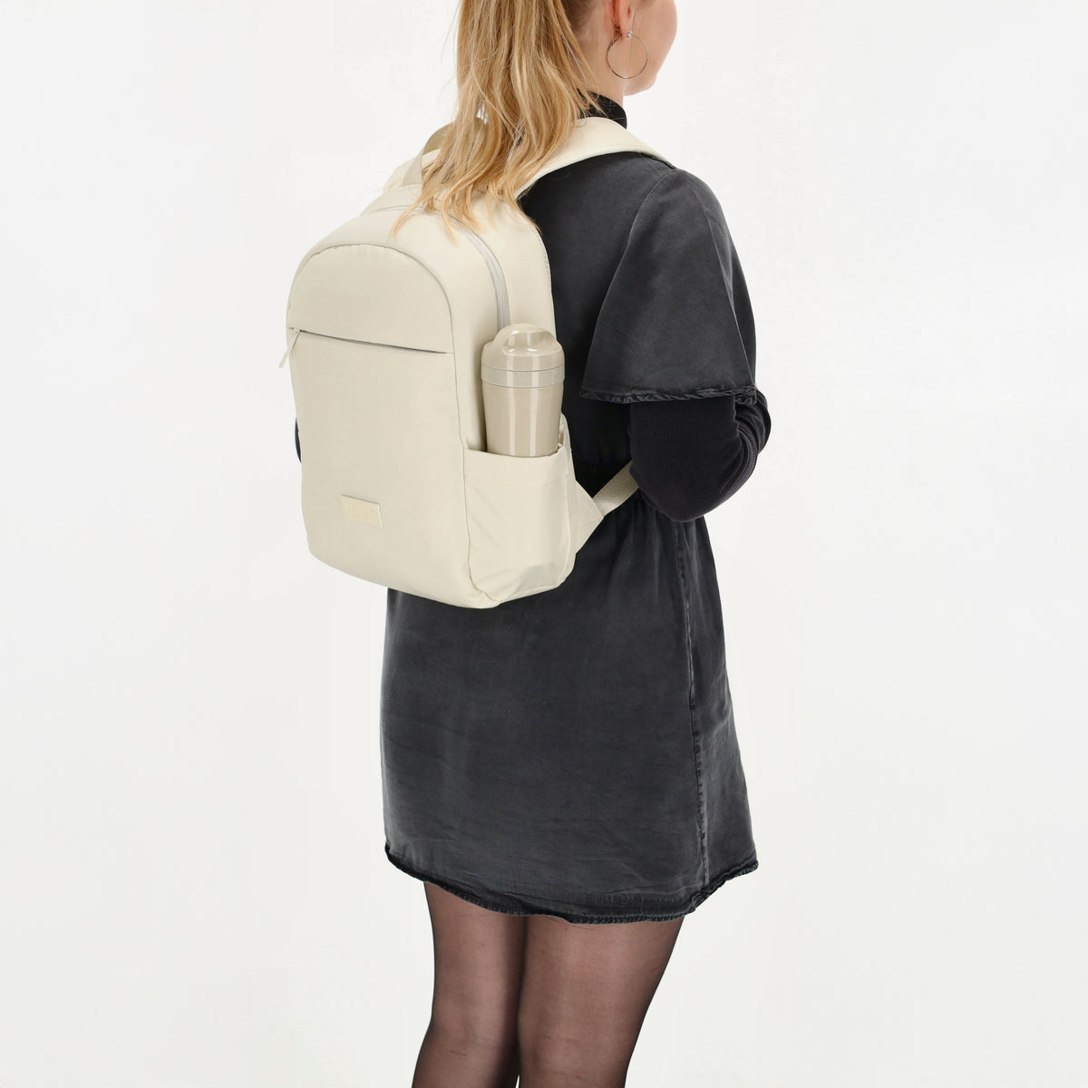 City-| Reiserucksack 24 x 38cm in Creme mit Reißverschluss - leder-accessoires.com