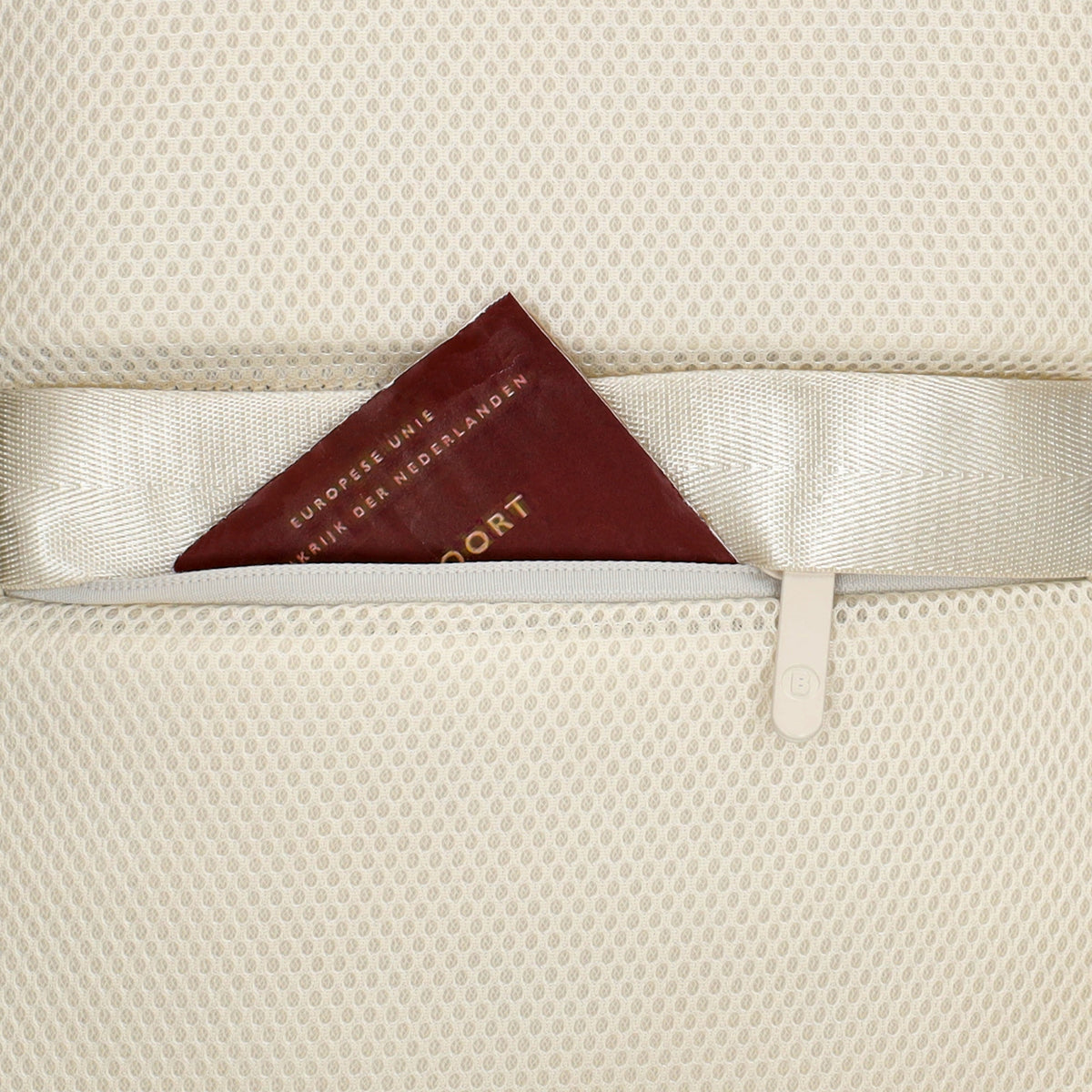 City-| Reiserucksack 24 x 38cm in Creme mit Reißverschluss - leder-accessoires.com
