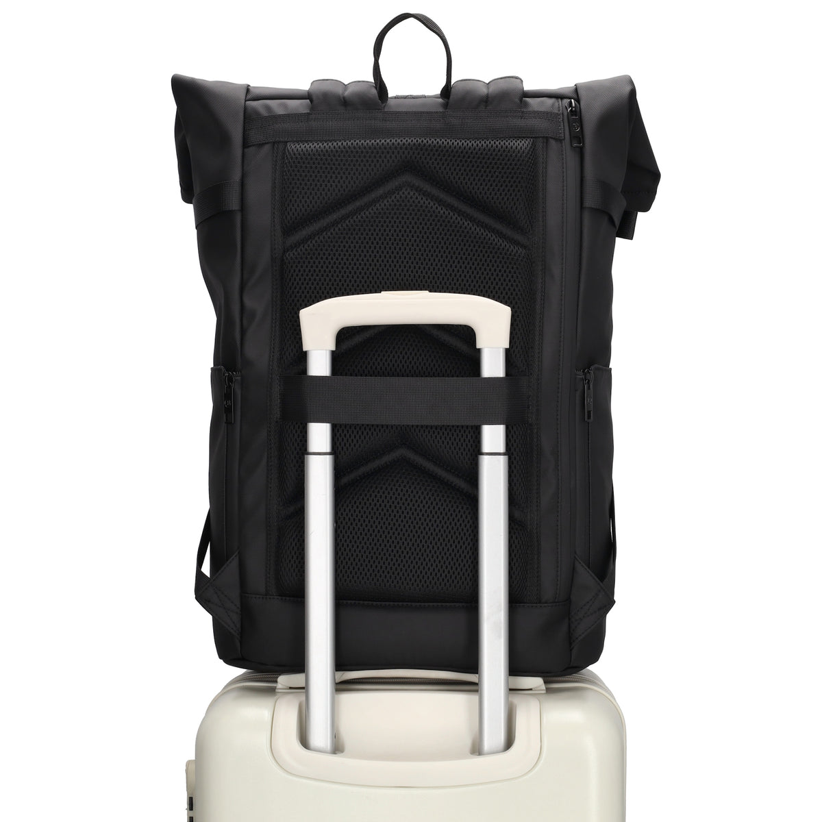 Rolltop-Rucksack 48x28cm in Schwarz mit Umschlag und Reißverschluss - leder-accessoires.com