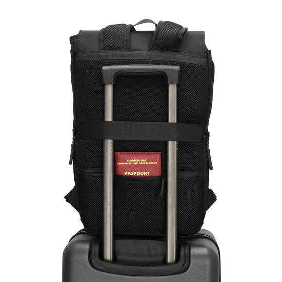 Schwarzer Laptoprucksack 26x41,5cm in 17,3 Zoll – ideal für Arbeit & Reisen - leder-accessoires.com