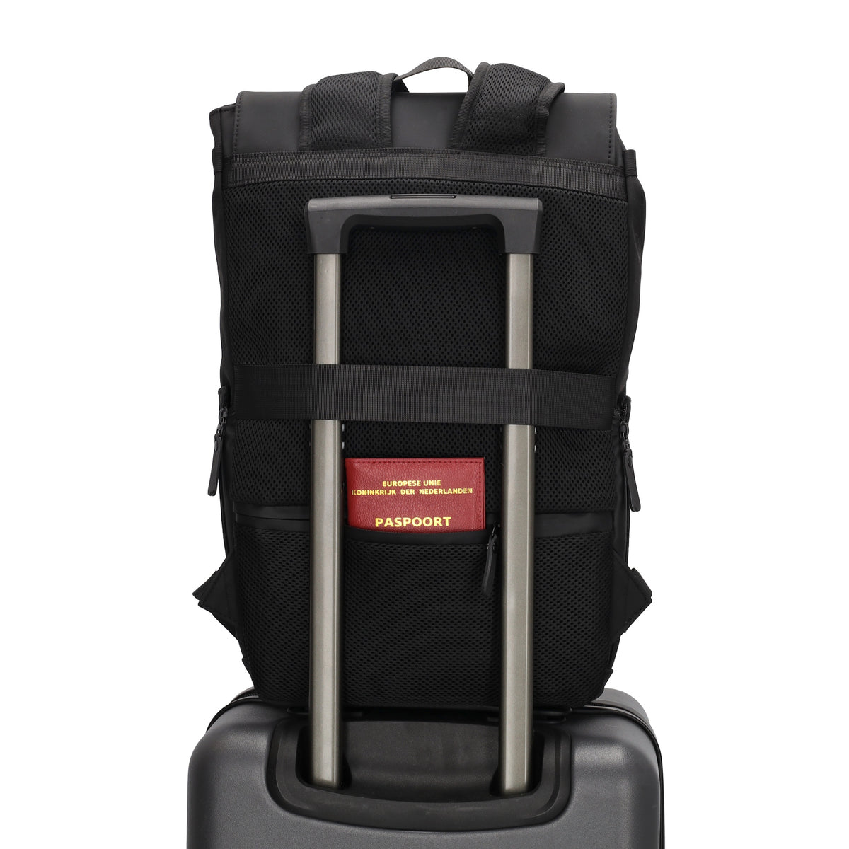 Schwarzer Laptoprucksack 26x41,5cm in 17,3 Zoll – ideal für Arbeit & Reisen - leder-accessoires.com