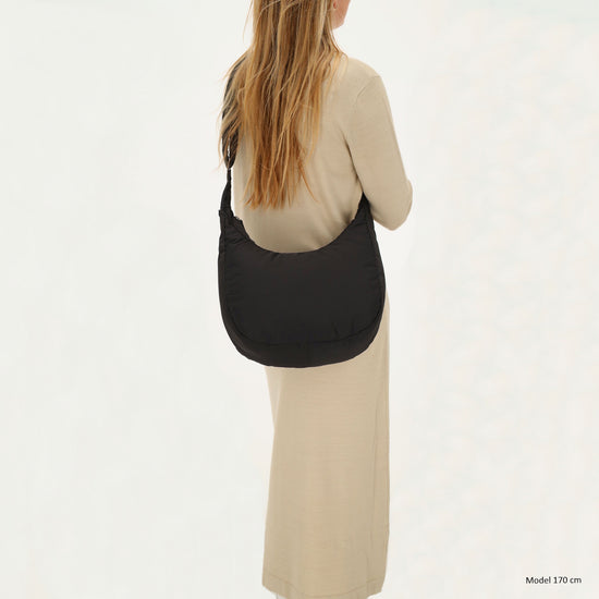 Schultertasche 47x34cm Schwarz aus Nylon|Polyester - leder-accessoires.com