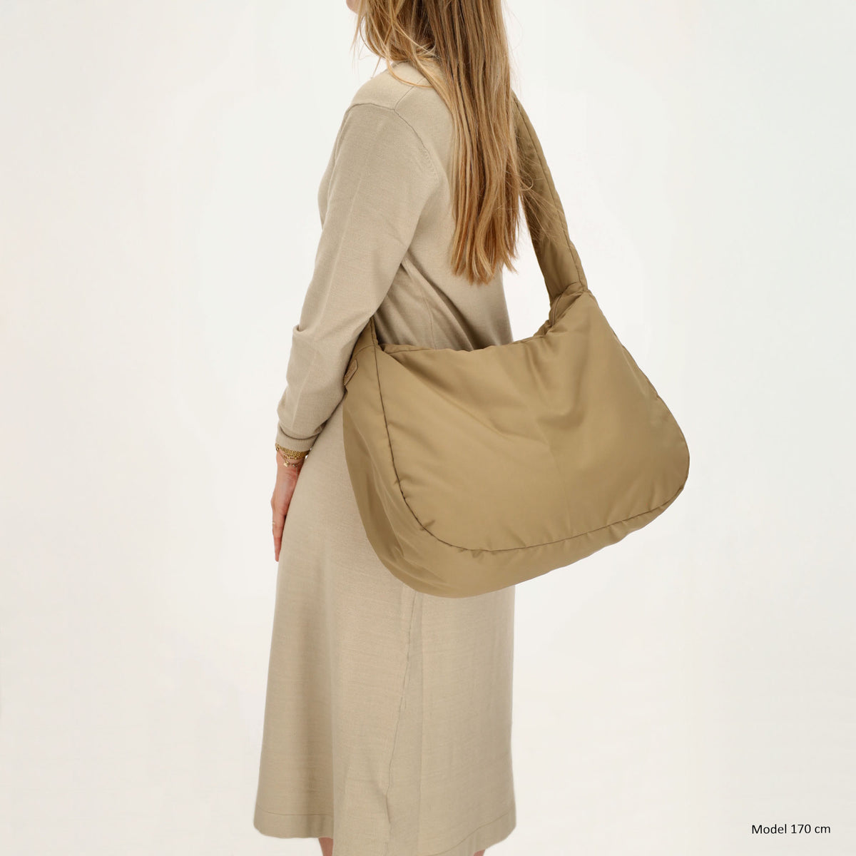 Schultertasche 35x32cm Taupe aus Nylon|Polyester - leder-accessoires.com