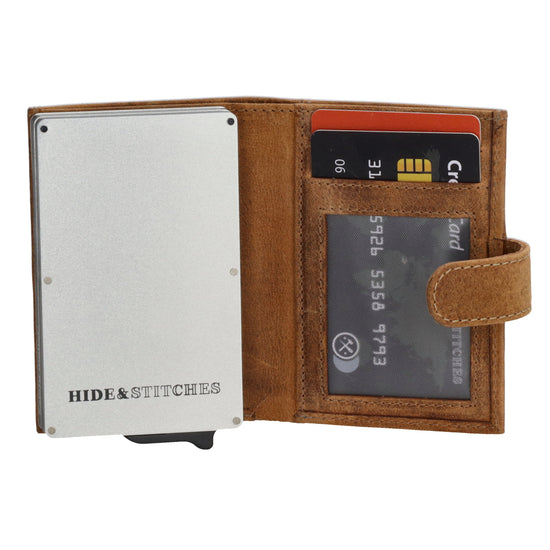 Kompakte Safety Wallet 8,3x10,5cm aus braunem Leder mit Karten- & Münzfach - leder-accessoires.com