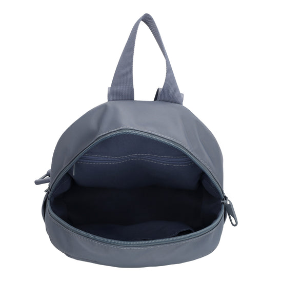 Cityrucksack 29x23cm in Jeansblau mit Reißverschluss - leder-accessoires.com