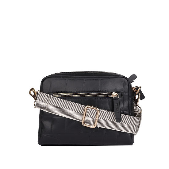 Umhängetasche 22x15cm in Schwarz mit Krokooptik - leder-accessoires.com