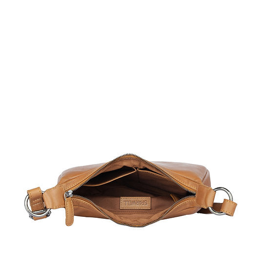 Umhängetasche in Bananenform 27x15cm in Cognac mit Reißverschluss - leder-accessoires.com