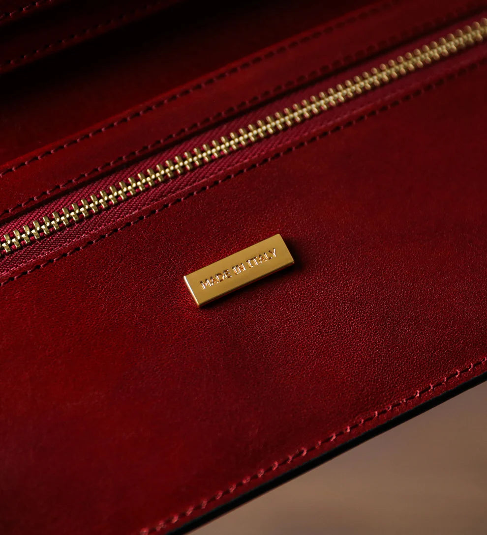Lederbörse 20,5x10cm in Rot mit Kartenfächer aus Leder - leder-accessoires.com