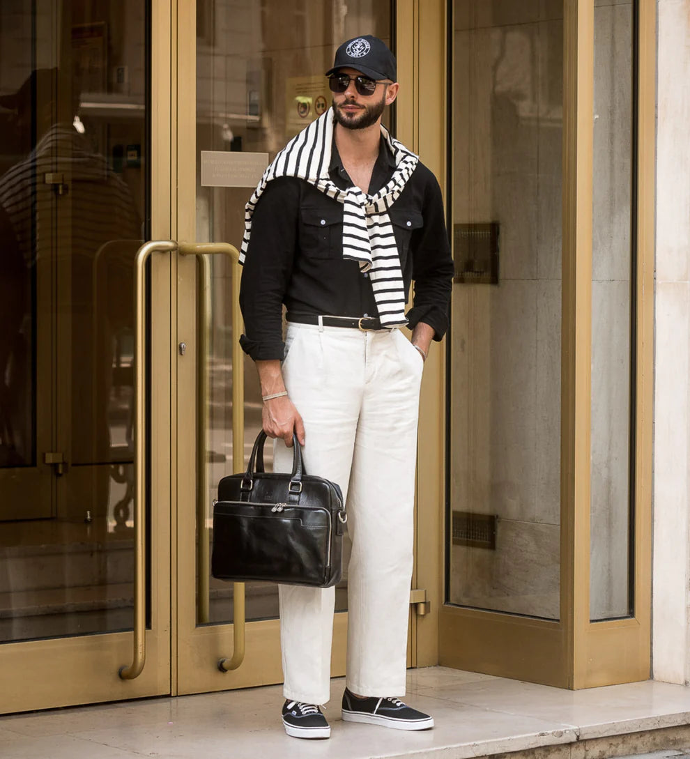 Business-| Dokumententasche 37,5 x 28m in Schwarz mit Reißverschluss und Vortasche - leder-accessoires.com