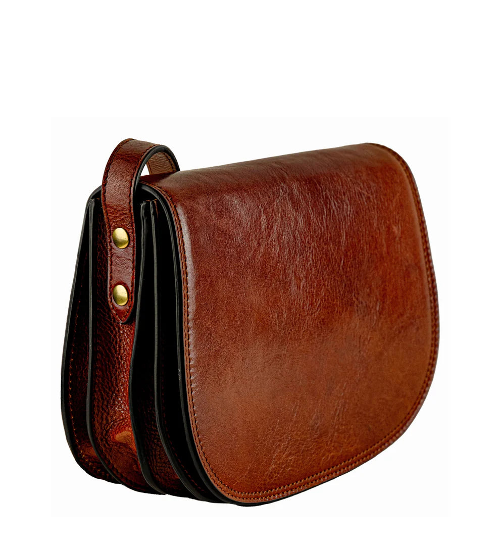 Satteltasche|Crossover 25 x 18cm in Cognac aus Leder - leder-accessoires.com