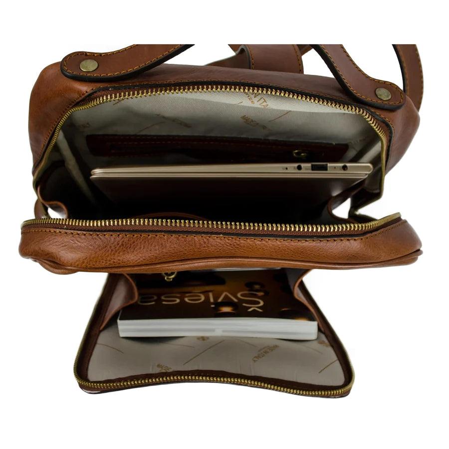 Rucksack 28,5 x 36cm in Cognac aus Leder - leder-accessoires.com