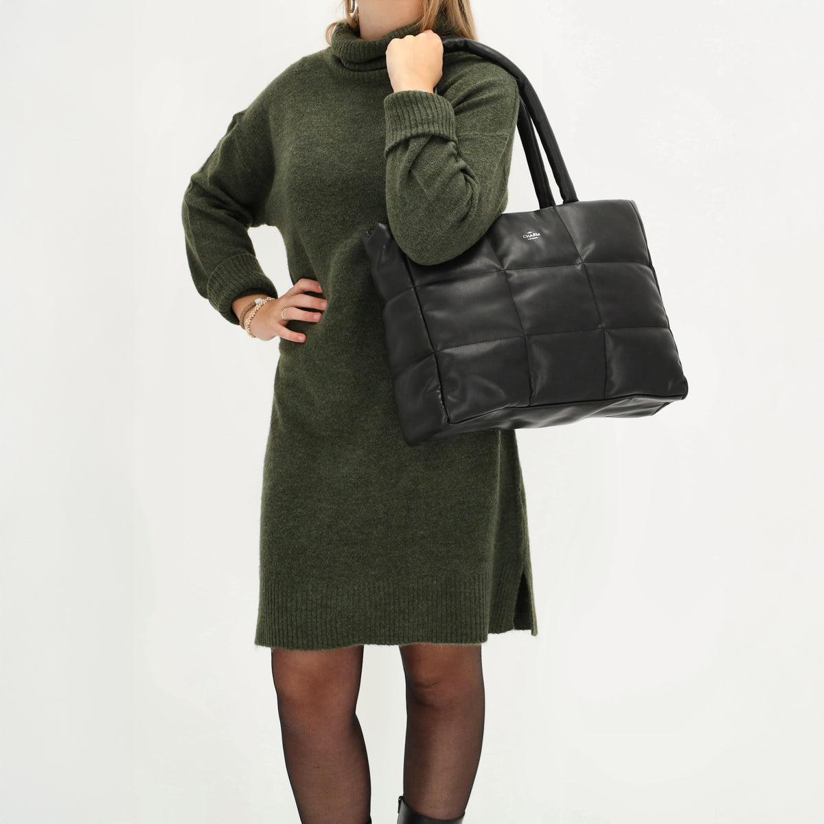 Shopper gesteppt 38 x 30cm in Schwarz mit Reißverschluss - leder-accessoires.com
