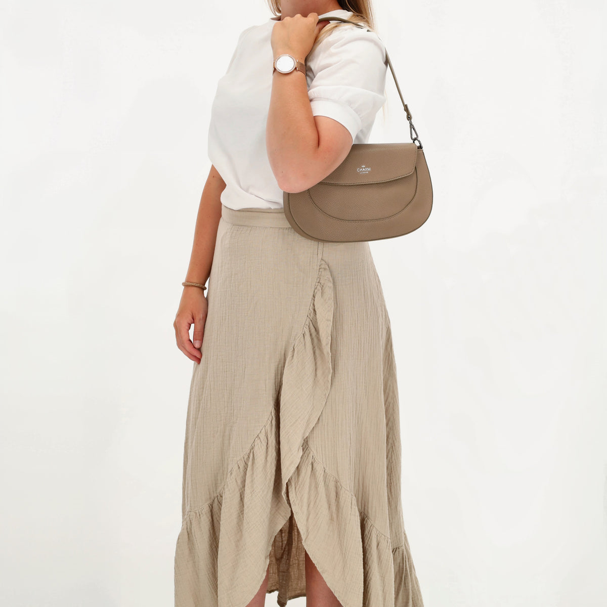 Schultertasche 28x17cm in Taupe mit Reißverschluss und Überschlag - leder-accessoires.com