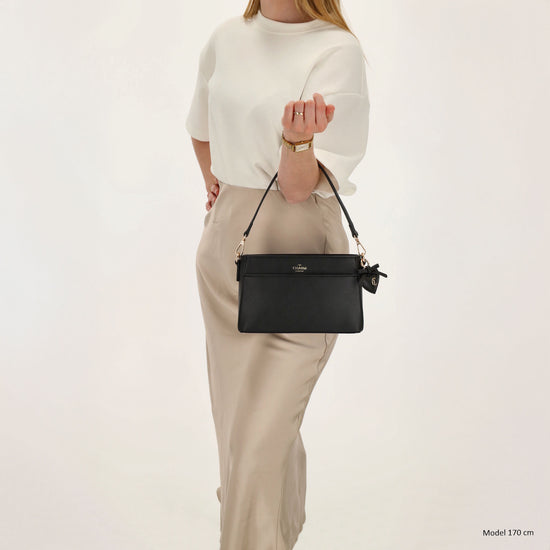 Schultertasche 15x25cm in Schwarz mit Reißverschluss - leder-accessoires.com