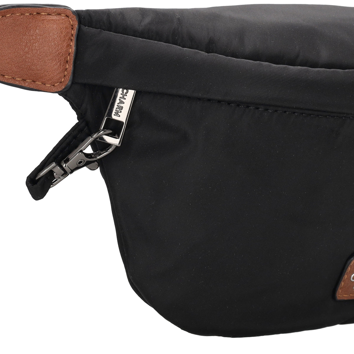 Bodybag 22x14cm in Schwarz mit Reißverschluss - leder-accessoires.com