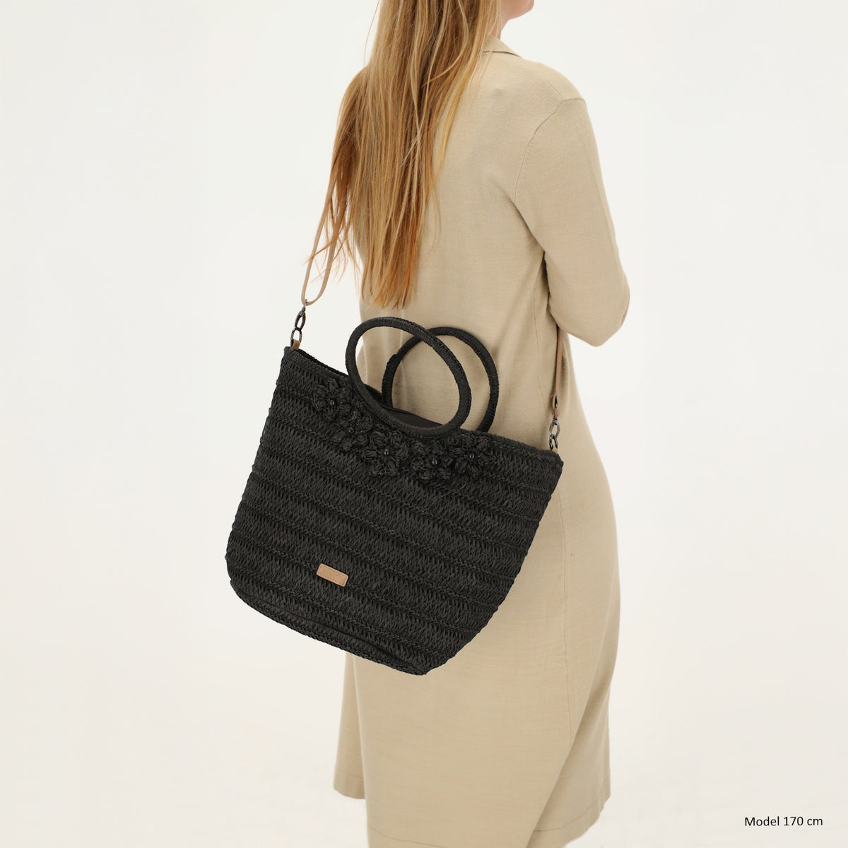 Shopper in Schwarz 31x49x18cm Stroh- Optik - leder-accessoires.com
