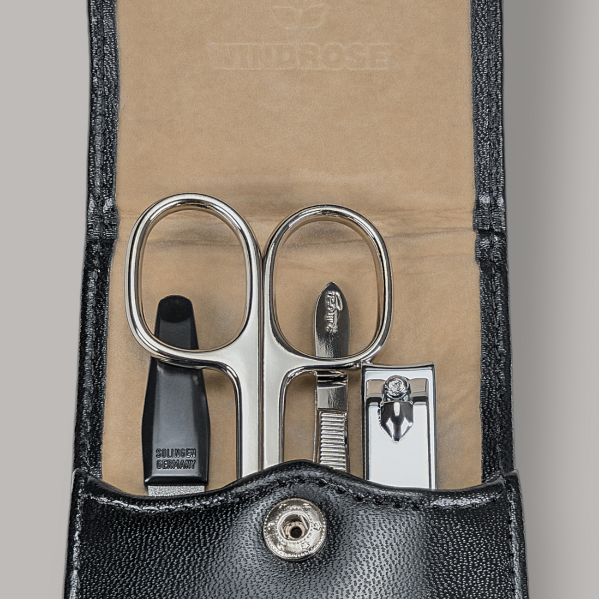 Manikür-Set 4-teilig in Schwarz - leder-accessoires.com