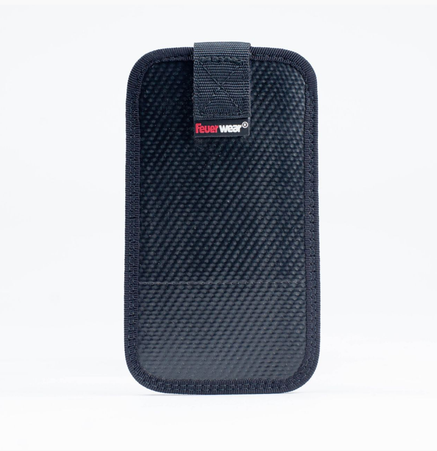 Handyhülle Mitch in Schwarz - leder-accessoires.com