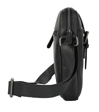 Umhängetasche aus Leder in Schwarz mit Reißverschluss - leder-accessoires.com