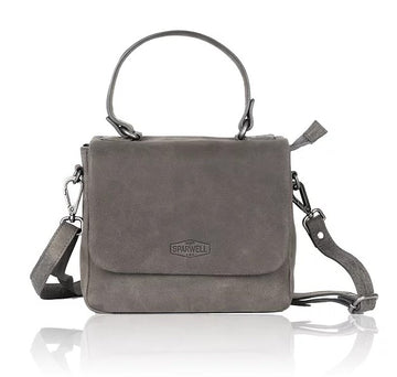 Umhängetasche in Grau mit Überschlag und Kurzgriff - leder-accessoires.com