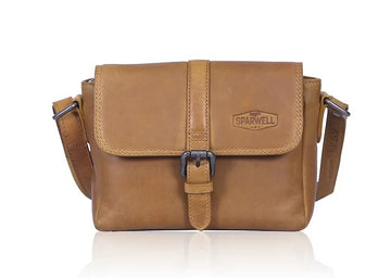Umhängetasche aus Leder in Cognac mit Überschlag und Magnetverschluss - leder-accessoires.com