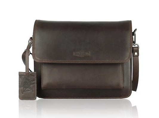 Umhängetasche aus Leder in Braun mit Überschlag - leder-accessoires.com
