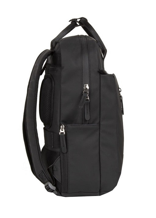 Laptoprucksack 9L in Schwarz mit verschweißten Reißverschlüssen - leder-accessoires.com