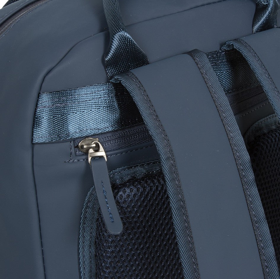 Laptoprucksack 9L in Marine|Blau mit verschweißten Reißverschlüssen - leder-accessoires.com