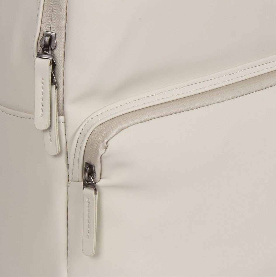 Rucksack 11L in Beige mit Vortasche - leder-accessoires.com