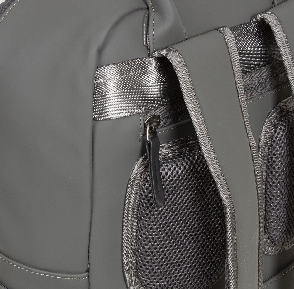 Laptoprucksack 12L in Grau mit Kurzgriff als Tasche - leder-accessoires.com