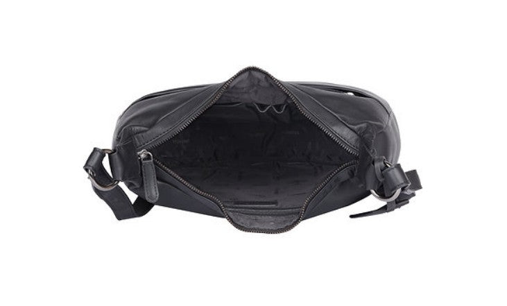 Umhängetasche|Bananenform aus Leder in Schwarz mit Reißverschluss - leder-accessoires.com
