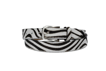 Fellgürtel 30mm in Zebraoptik mit Dornschließe in Silber - leder-accessoires.com