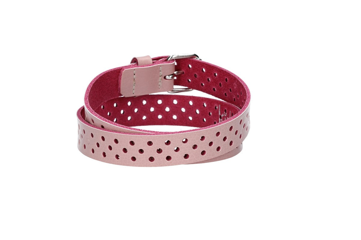 Ledergürtel Mini 20mm in Rosa mit durchgehender Lochung und dunkler Rollschließe - leder-accessoires.com